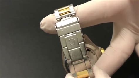 rolex explorer 2 come riconoscere un falso|How to Spot a Fake Rolex: 13+ Expert Tips .